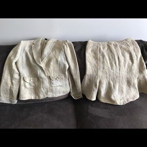 Gold Women’s 2 piece skirt suit